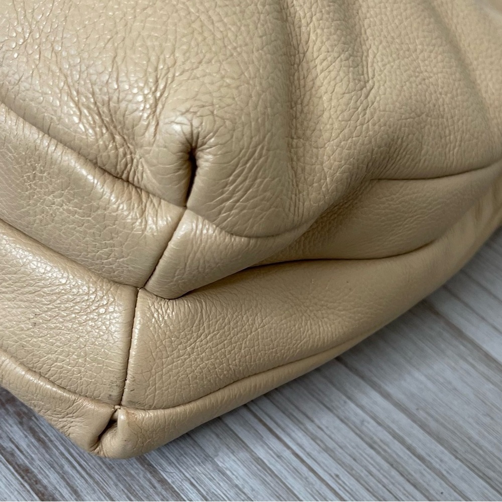 Coach 27858 Madison Hobo Bag in Leather beige esthetic minimalist - Picture 6 of 9